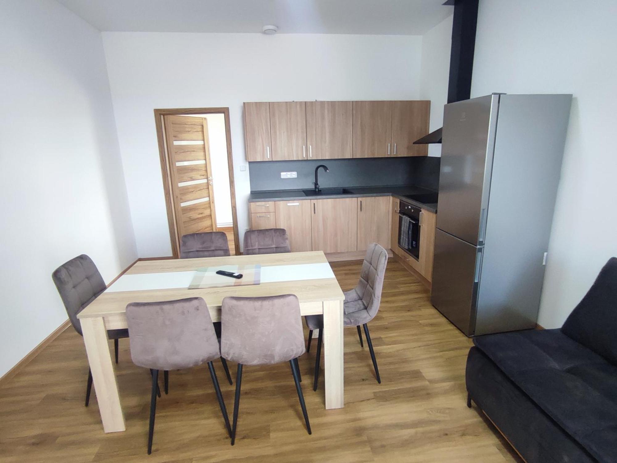 Zamecek Cerov Apartamento Jičín Exterior foto
